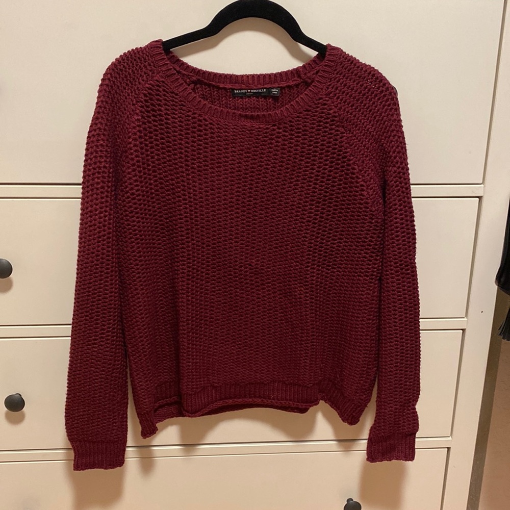 Brandy Melville OS wine colored knit sweater
